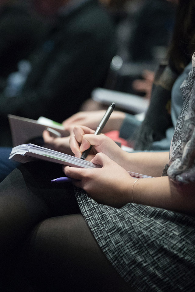Note and minute taking